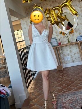 DB Studios White V-Neck Fit & Flare Dress